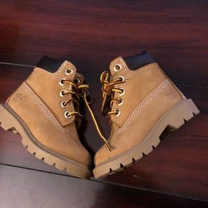 Toddler Timberland Boots. Size 4.